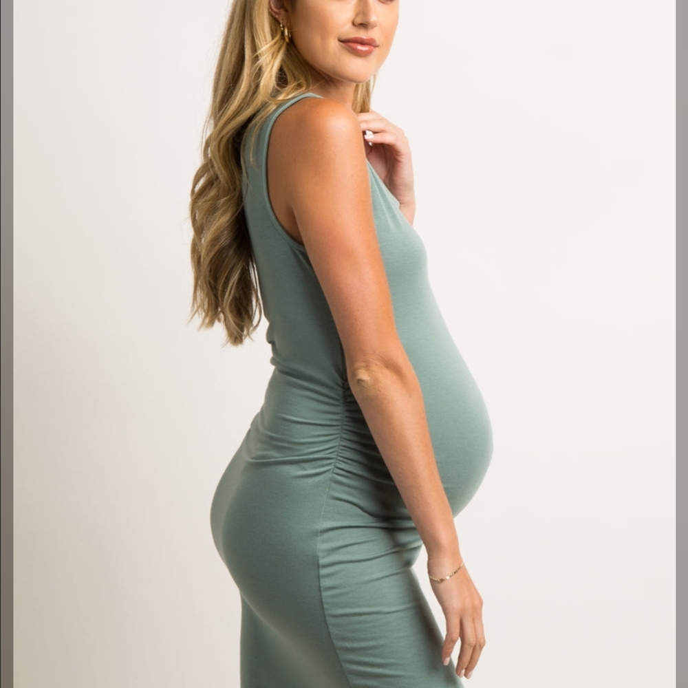 Sonoma Ribbed Gray Maternity Top